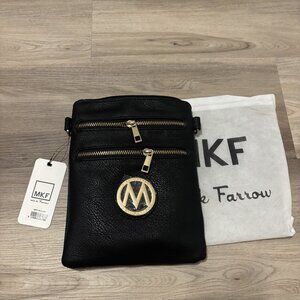 Mike Farrow Crossbody bag